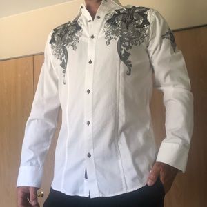 Roar Embroidered Men’s Shirt